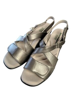 Grasshoppers Sandals